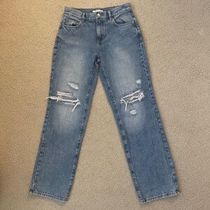PacSun Ripped Boyfriend Jeans – Size 26